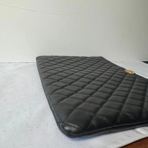 Chanel Boy O-Case clutch bag - Picture 5 of 8